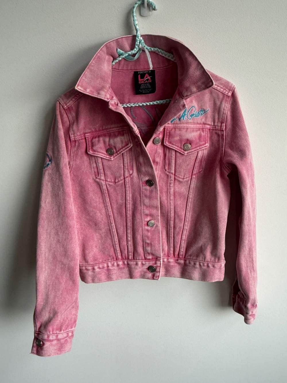 Vintage inspired Forever 21
L.A. Gear jean jacket
Large